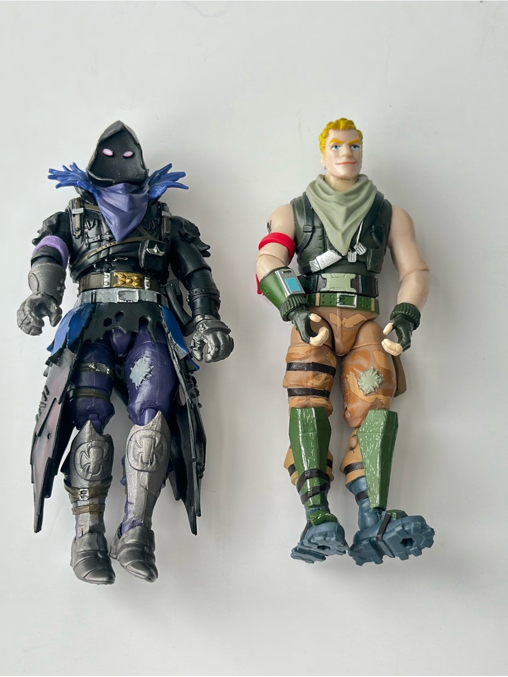 2X Fortnite 4 INCH Loose Figures JONESY RAVEN Epic Games Jazwares